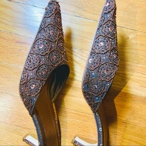 VALERIE STEVENTS 2.5” kitten heal beaded/bejeweled pointed toe slide on shoe